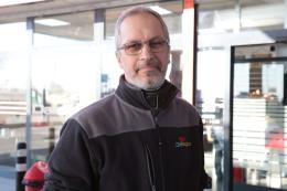 Distributori, ecco il taglio prezzi sui carburanti 