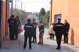 Cade in bici e muore, choc in paese