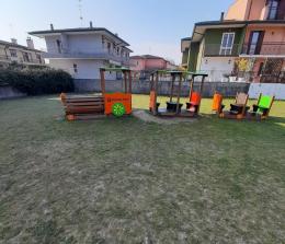 I cittadini ripuliscono i giardini di Sant'Anna