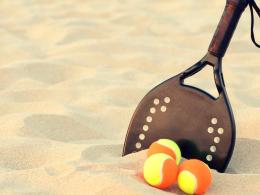 Il match Italia-Ucraina sui campi da beach tennis