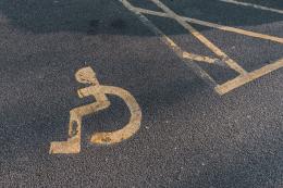 Nuovi parcheggi per invalidi