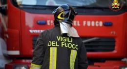 Si stacca un pezzo della statua del santo: paura tra i fedeli
