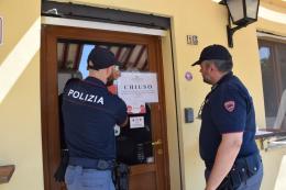 Un etto di cocaina nel locale: arrestato