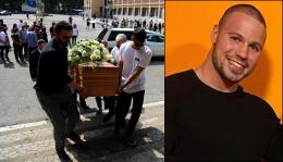 "Ciao campione": l'ultimo abbraccio a Riccardo