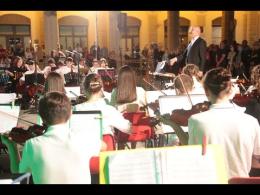 Le note dei giovani incantano la piazza