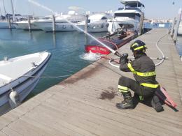 Esercitazione antincendio in Darsena Mosella