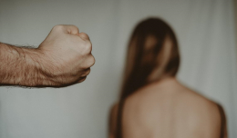 Stalking e minacce alla ex, scatta l'arresto