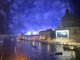 Spettacolo di 6.500 fuochi: il Polesine incanta Venezia