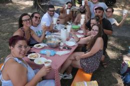 Davanti una brace è sempre festa, buon Ferragosto da chi griglia!!