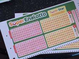 Gioca e vince 13mila euro