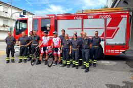 Vigili del fuoco, in bici da Padova a Roma