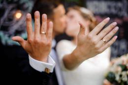Matrimonio "truffa", per la cittadinanza