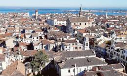 La giunta disegna lo sviluppo futuro della citt&agrave;