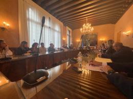 Incendi nelle pinete, confronto con la Regione