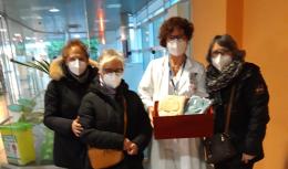 Le Amiche della maglia in soccorso dei neonati 