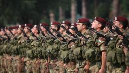 "Torna il servizio militare: mini corso da 40 giorni"