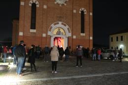L'abbraccio di Anguillara alle famiglie di Valerio e Domenico
