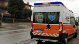 Donna in bici travolta da un tir in Romea