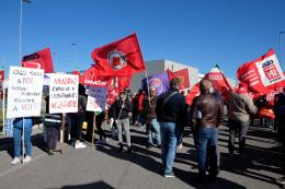 Sì agli ammortizzatori sociali per i lavoratori