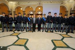 Festa della polizia, un premio per chi ci difende 