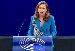 L'eurodeputata Conte contesta il Piano d'azione della Commissione europea per la messa al bando della pesca a strascico