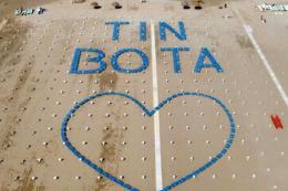 L'appello: "Le nostre spiagge sono aperte, venite"