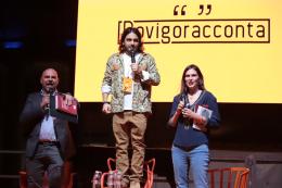 Max Angioni, il comico che ama i supereroi e... Gesù!