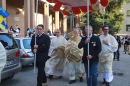 Corpus Domini, la processione per il centro