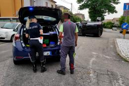 Carambola a San Pio X, auto su un fianco