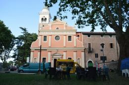 Qui ogni proiezione è una vera festa!