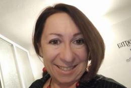 Mamma di tre figli muore a 47 anni