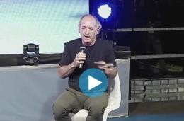 Urlano a Zaia: "Vai a lavorare": la sua risposta è clamorosa