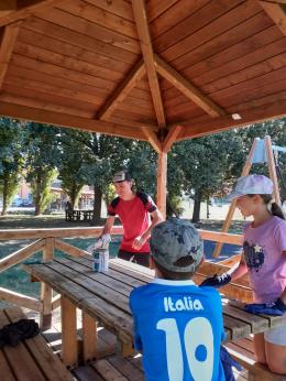 I genitori di San Bellino ridipingono il parco pubblico