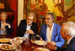 Alla fine Sgarbi cede e fa pace con Boniolo