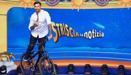 Brumotti aggredito da un gruppo di spacciatori