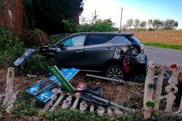 Spaventoso incidente, auto distrutte e feriti
