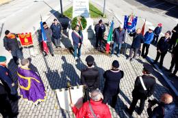  Polesella: Un omaggio alla pace e alla solidarietà