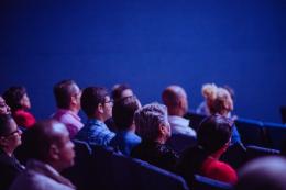 Cinema e socializzazione al centro polivalente di Cavazzana