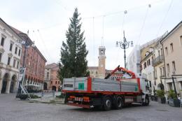 E' sempre più Natale, sul liston!