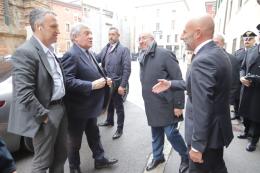 La città accoglie l'arrivo del ministro Tajani