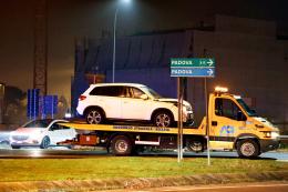 Un ferito al solito incrocio, schianto tra due auto