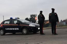 Soldi, armi e droga, arrestati due giovani