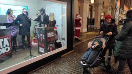 La magia del Natale illumina il centro