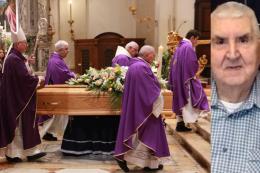 Le lacrime della città per Pino