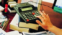 La tredicesima arriva, ma dura poco