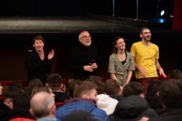 Grande successo per lo spettacolo "Spegnere la luce" dedicato ai giovani