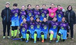 Le ragazze del calcio rodigino promuovono un messaggio di pace