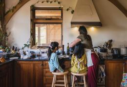 Raccolta fondi per fare un futuro a mamme e bimbi
