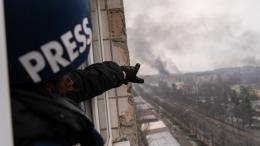 Il reporter Mstyslav Chernov racconta le prime fasi della guerra in Ucraina 