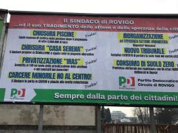 Cartelloni anti sindaco, "Ci sfugge la finalità, si tratta forse di mera propaganda". 
